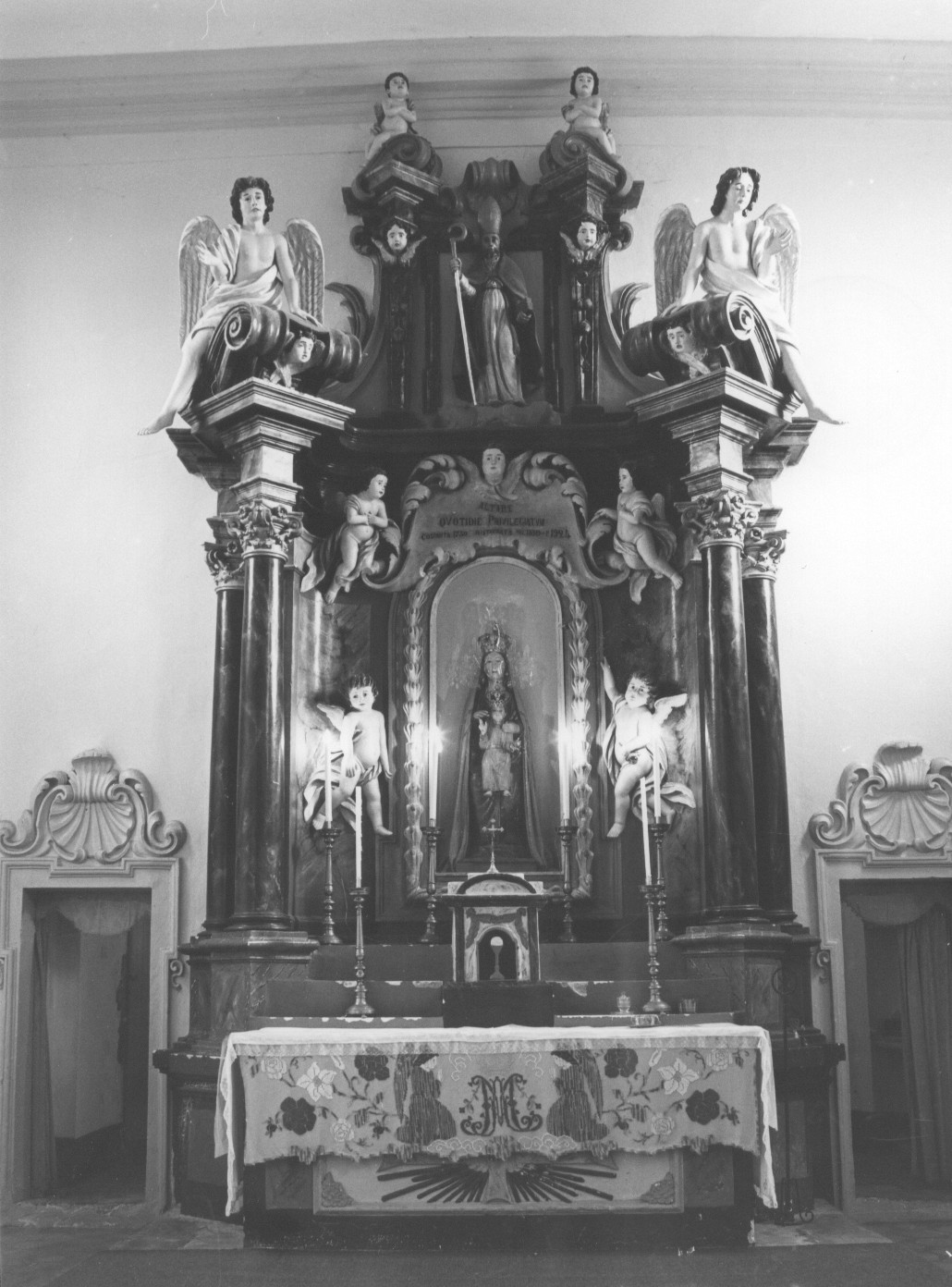 altare maggiore - ambito Italia centrale (sec. XVIII)