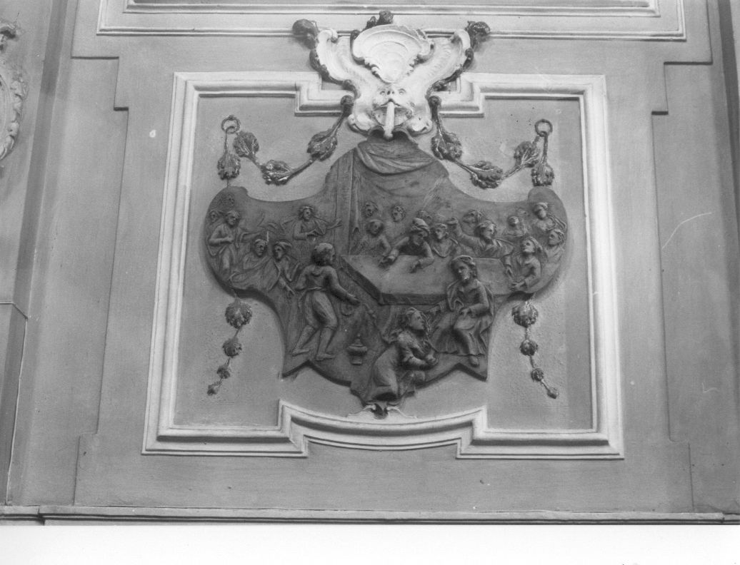 cena in casa di Simone il fariseo (formella) di Piazzoli Carlo (attribuito) (sec. XVIII)