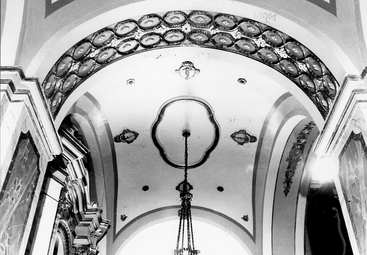 motivi decorativi geometrici (decorazione plastica, complesso decorativo) - bottega Italia centrale (secc. XVIII/ XIX)