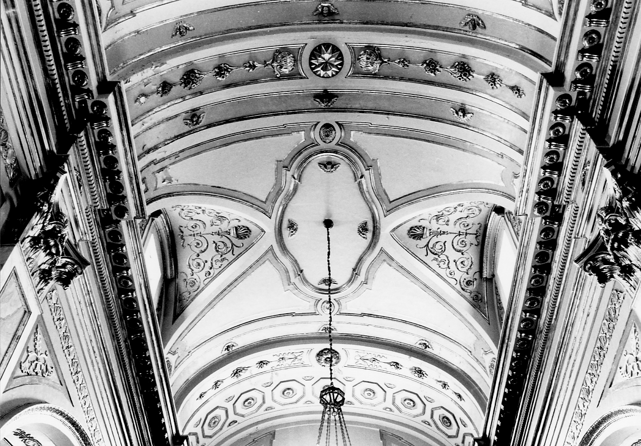 motivi decorativi geometrici (decorazione plastica, complesso decorativo) - bottega Italia centrale (secc. XVIII/ XIX)