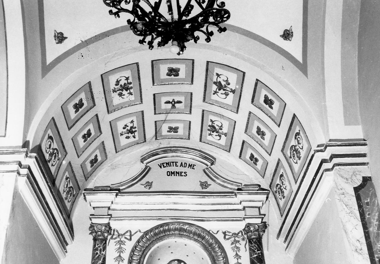 motivi decorativi geometrici (decorazione plastica, complesso decorativo) - bottega Italia centrale (secc. XVIII/ XIX)