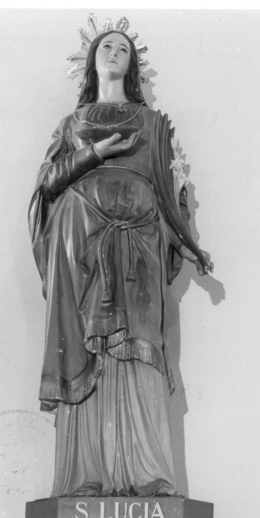 Santa Lucia con i suoi simboli (statua, opera isolata) - bottega Italia centrale (sec. XX)