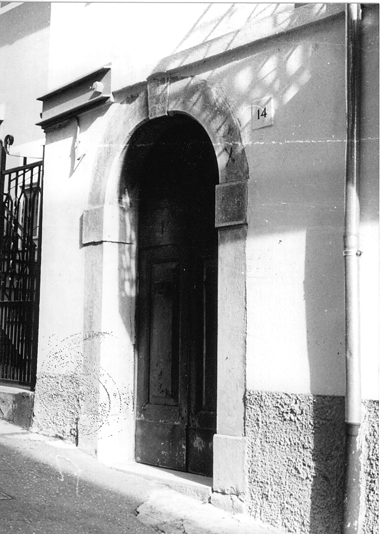 mostra di portale, elemento d'insieme - bottega Italia centrale (sec. XIX)