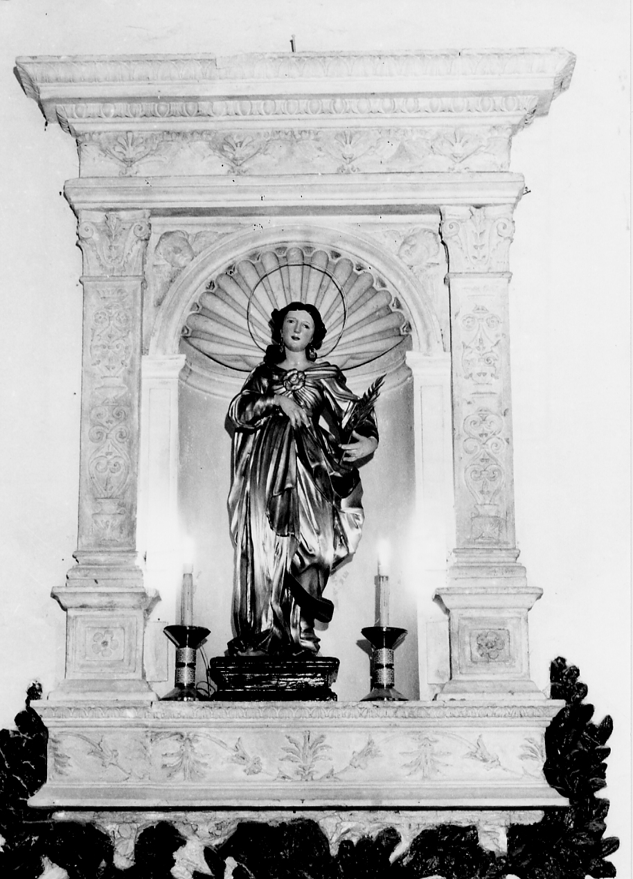 cornice architettonica con motivi decorativi fitomorfi/ a candelabra/ volute/ cherubini (alzata, opera isolata) - bottega Italia centrale (sec. XVI)