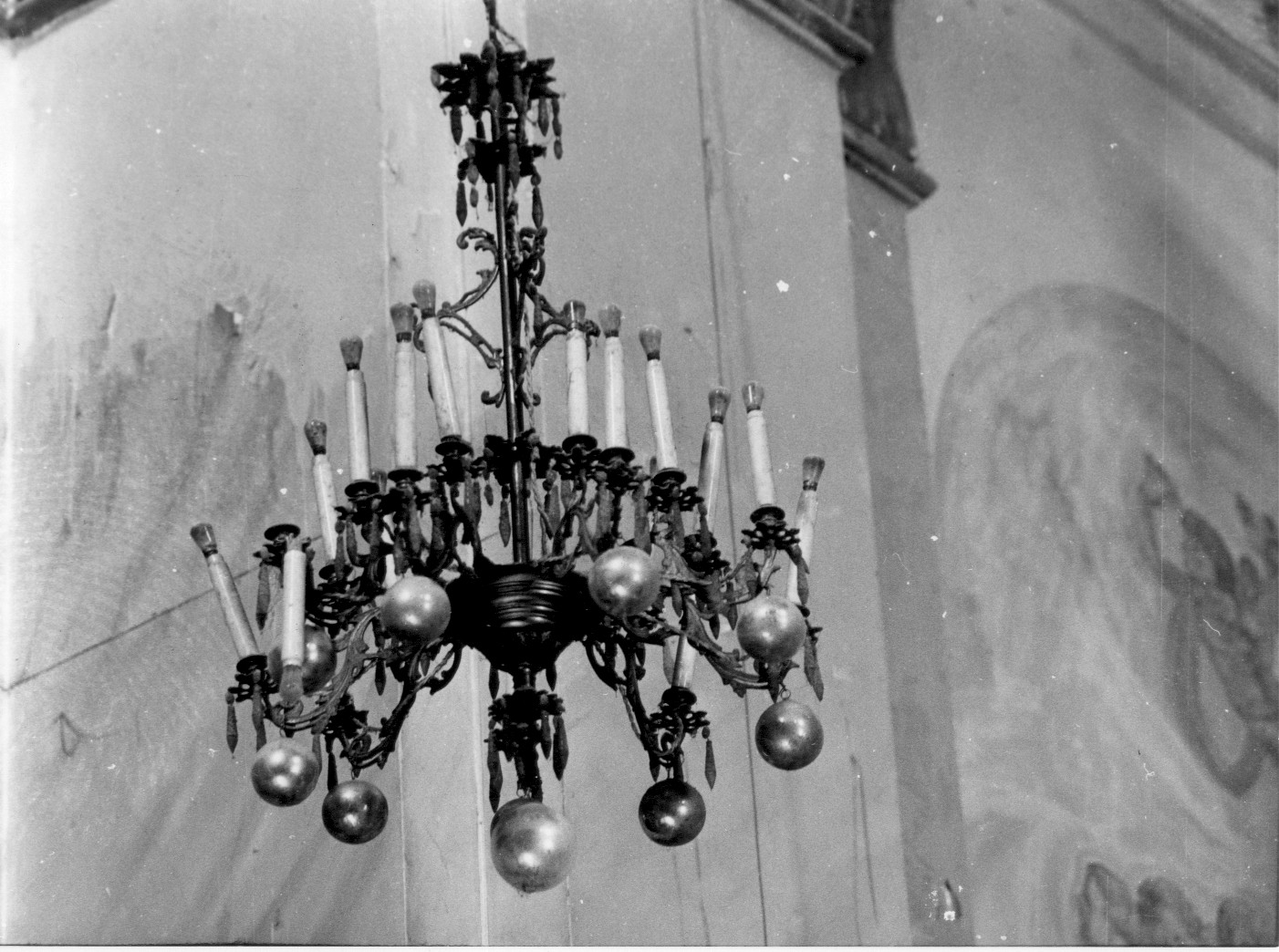 lampadario, serie - bottega abruzzese (sec. XIX)
