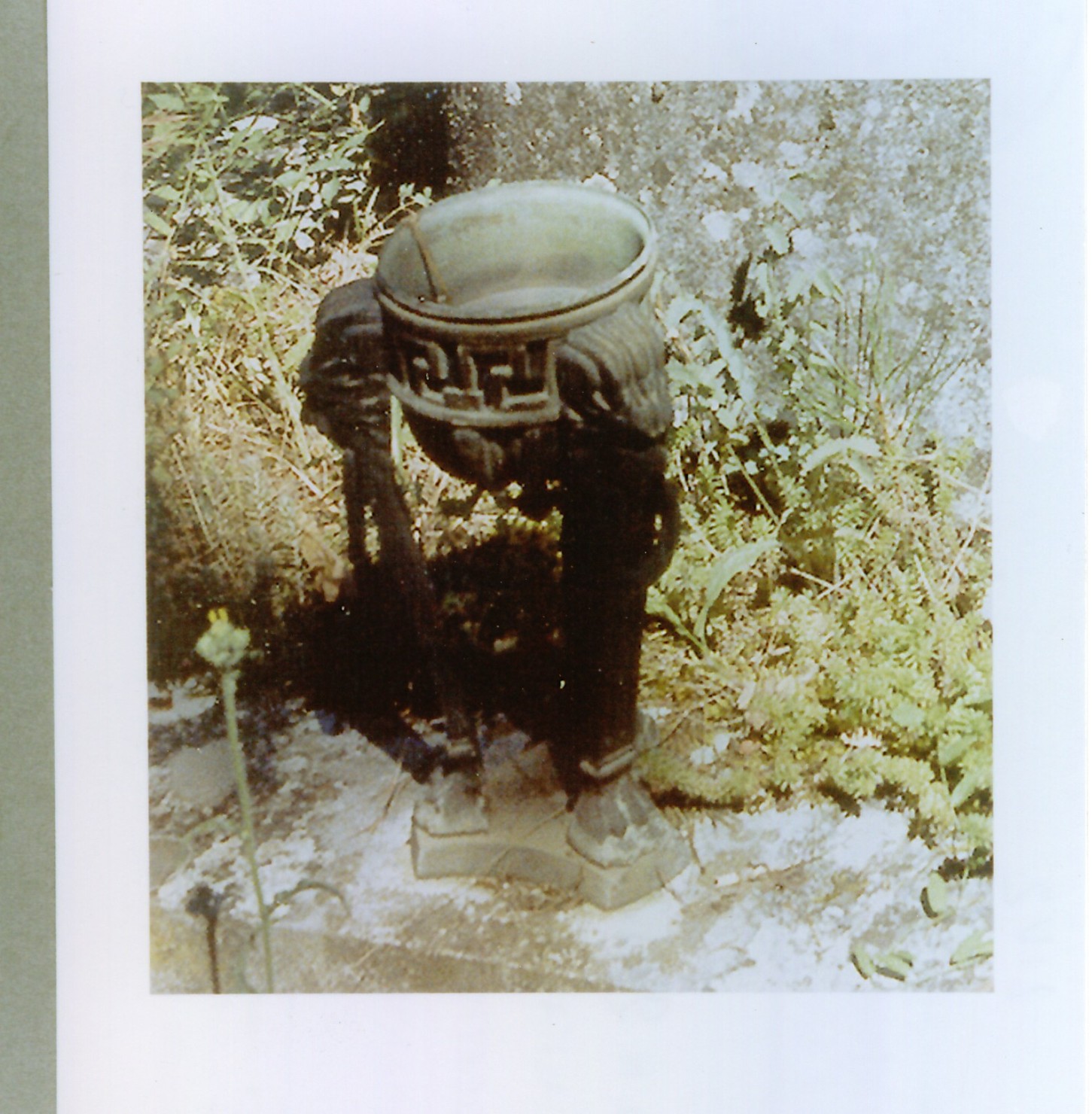 vaso da fiori - ambito abruzzese (sec. XX)