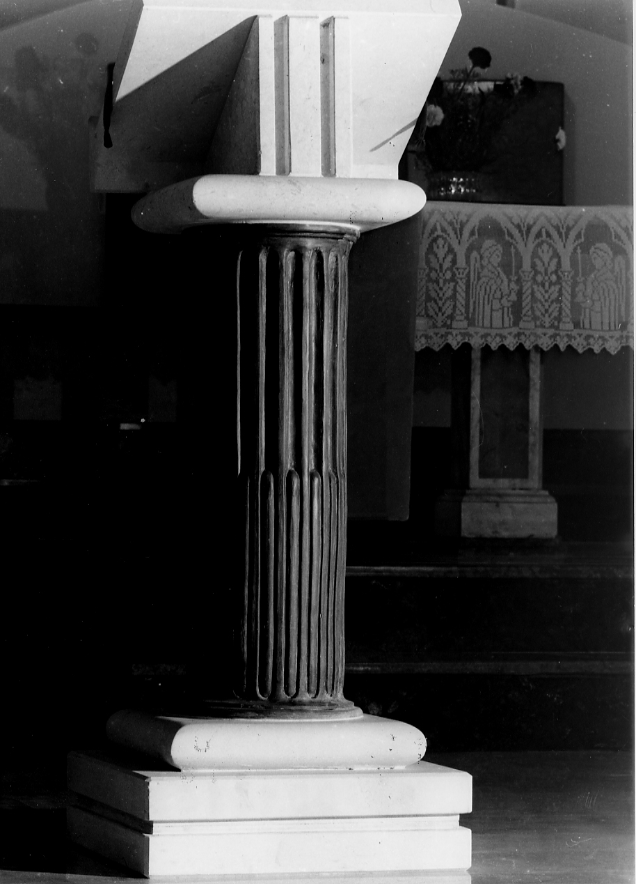 colonna, opera isolata - bottega Italia centrale (sec. XVII)