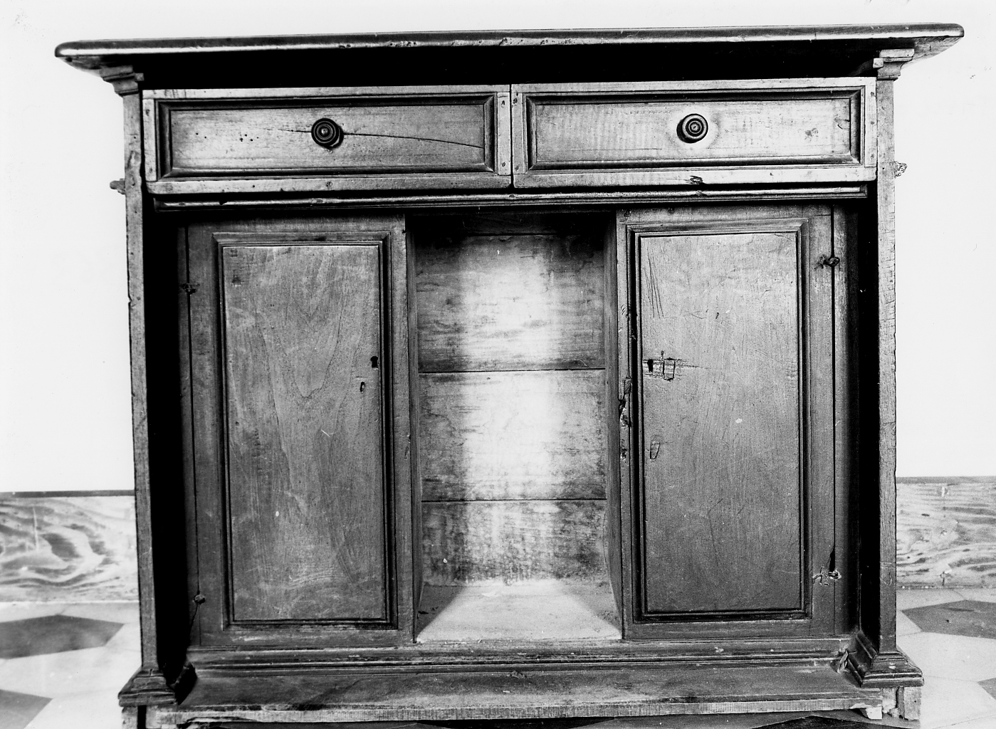 scrivania, opera isolata - produzione abruzzese (fine/inizio secc. XVIII/ XIX)