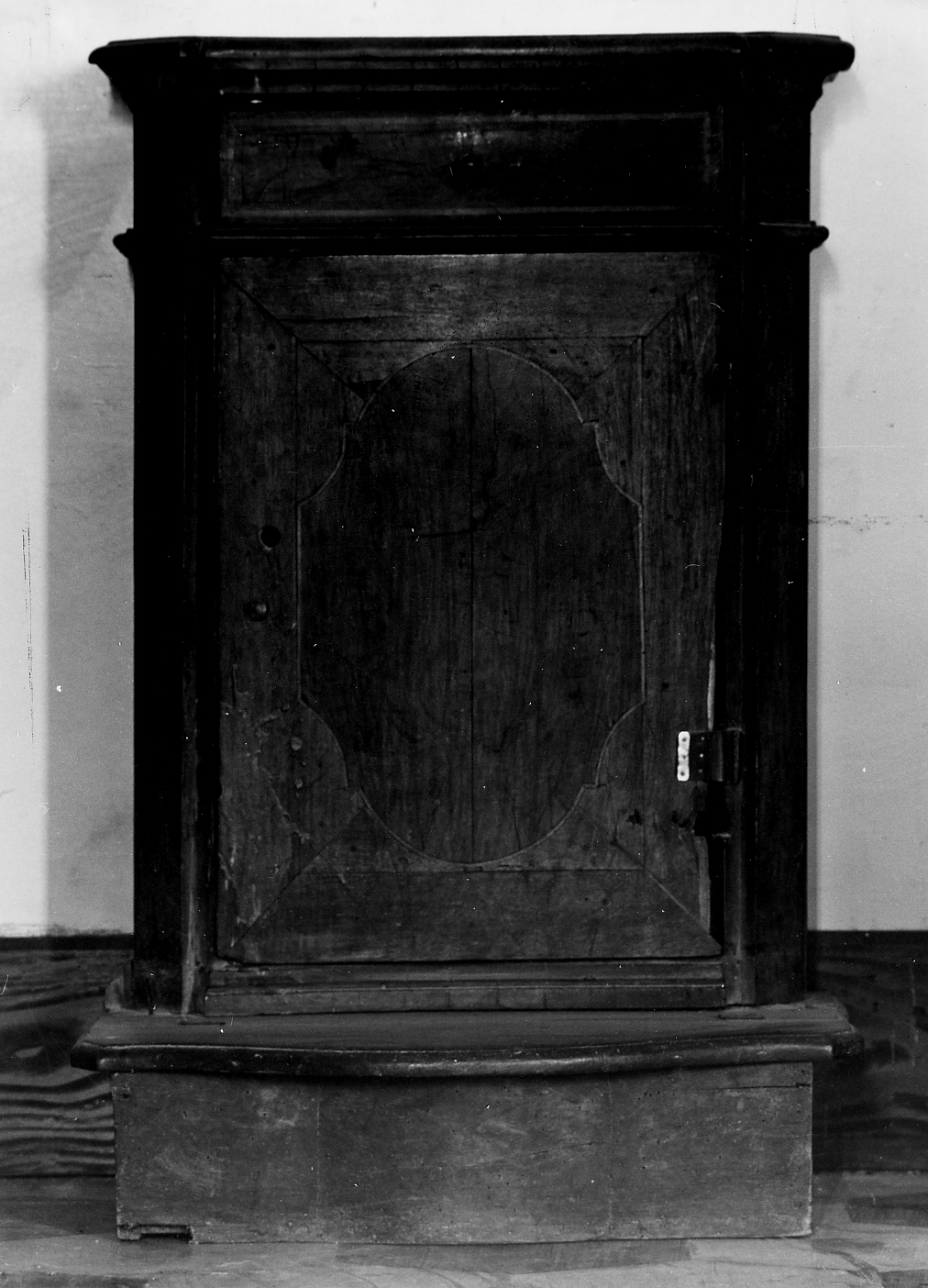 inginocchiatoio, serie - produzione abruzzese (fine/inizio secc. XVIII/ XIX)