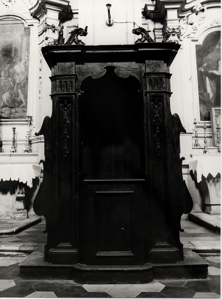 confessionale, serie - ambito abruzzese (sec. XVIII)