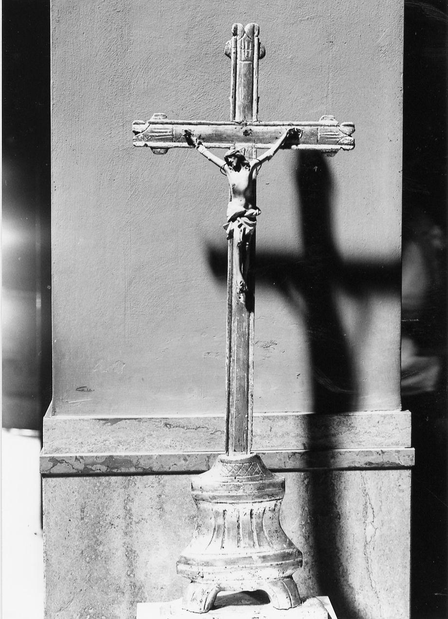 crocifisso, opera isolata - ambito Italia centrale (sec. XVIII)