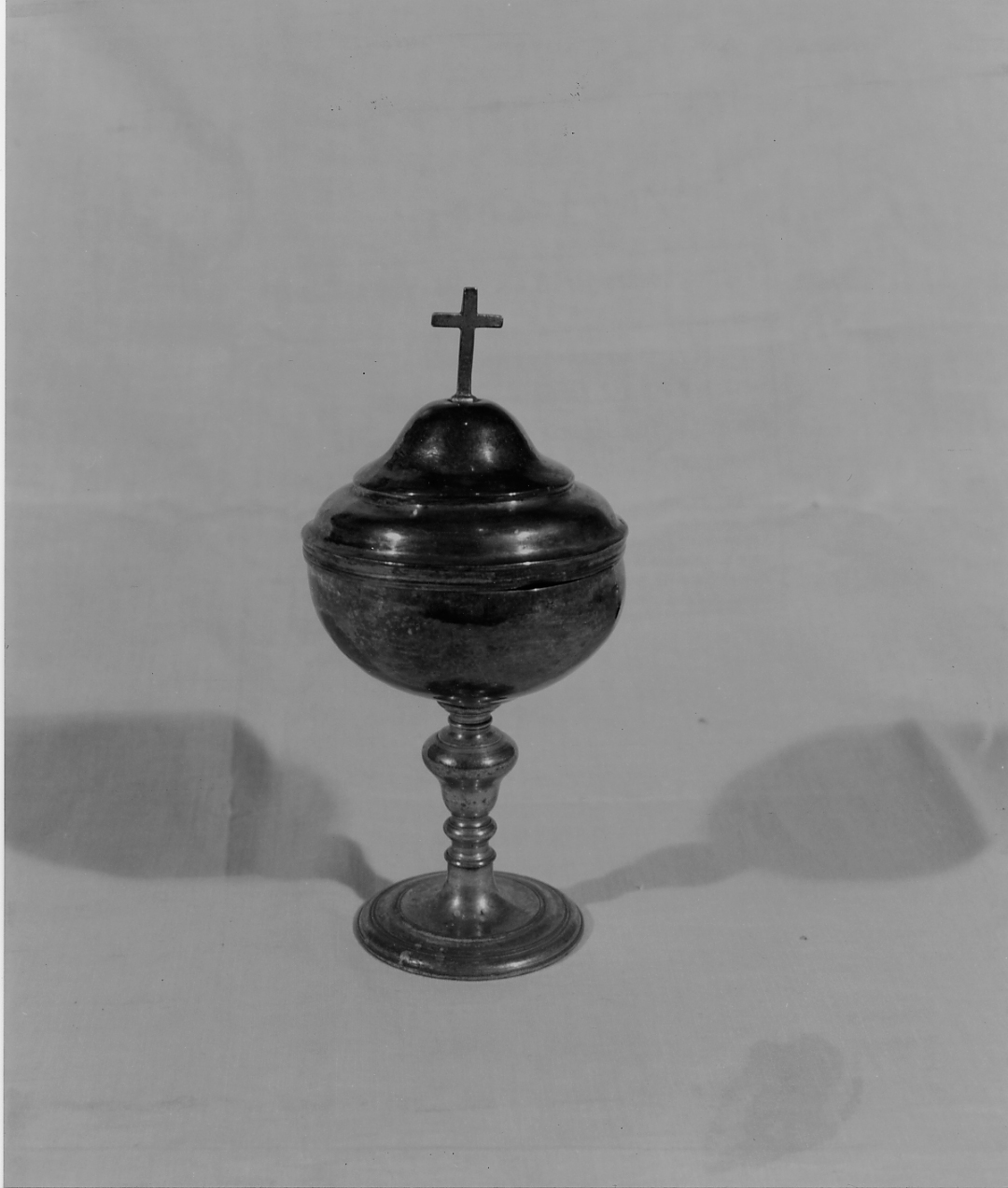 pisside, opera isolata - ambito Italia centrale (fine/inizio secc. XVII/ XVIII)