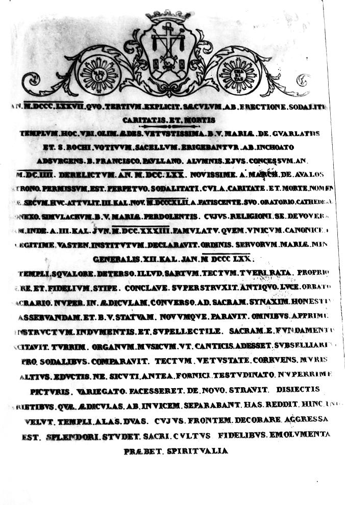 motivi decorativi vegetali a volute con emblema (lapide documentaria, opera isolata) - ambito Italia centrale (sec. XIX)