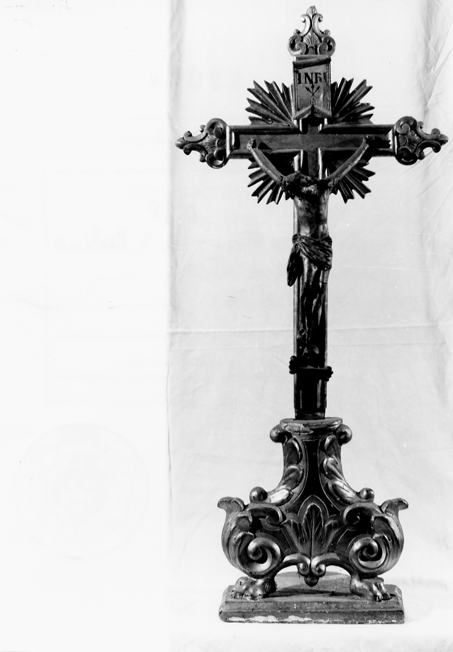 croce d'altare, opera isolata - ambito abruzzese (sec. XX)