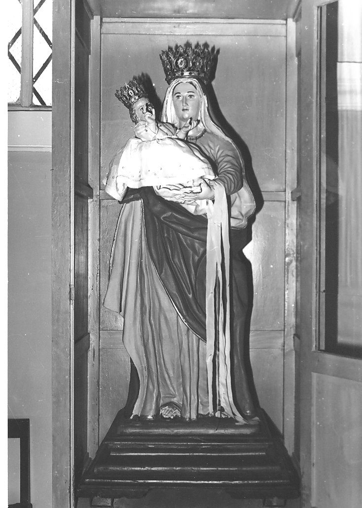 Madonna con Bambino (statua, opera isolata) - bottega abruzzese (prima metà sec. XX)