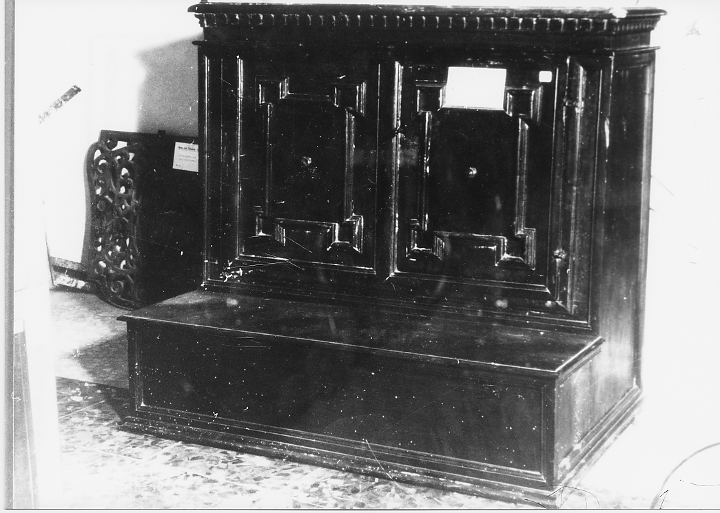 inginocchiatoio - produzione abruzzese (sec. XVIII)