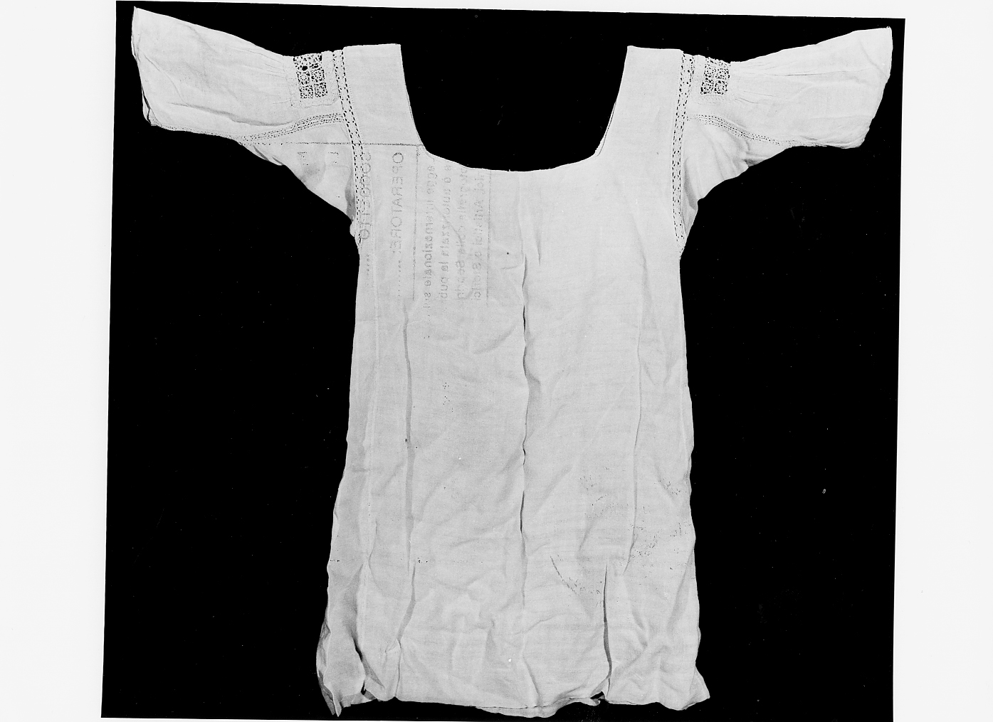 camicia (veste di statua) - manifattura abruzzese (primo quarto sec. XVII)