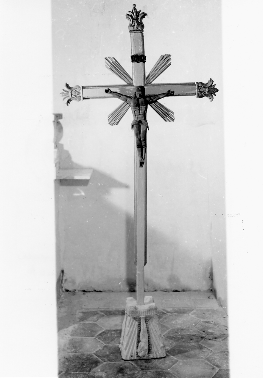 crocifisso, opera isolata - ambito abruzzese (fine/inizio secc. XIX/ XX)