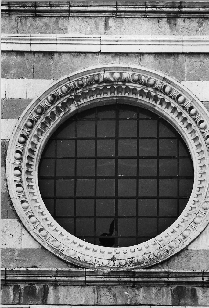 rosone - bottega abruzzese (fine sec. XV)