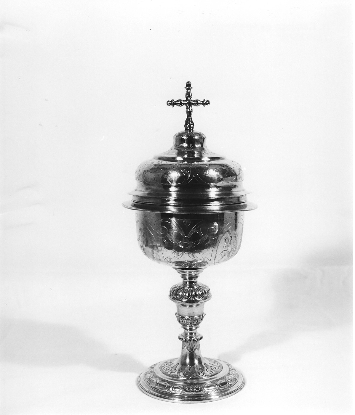 pisside - produzione napoletana (sec. XVII)