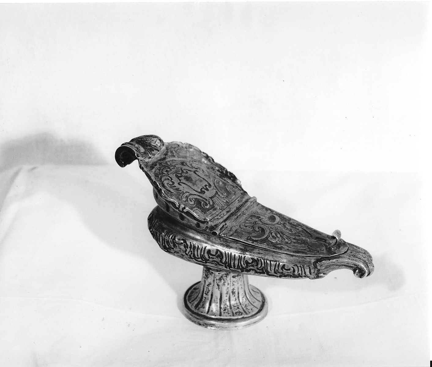 navicella portaincenso - a galeone - produzione napoletana (seconda metà sec. XVIII)