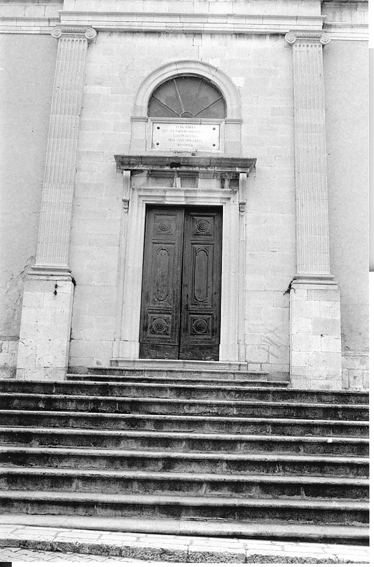 motivi decorativi architettonici (mostra di portale, elemento d'insieme) - ambito Italia centrale (sec. XIX)