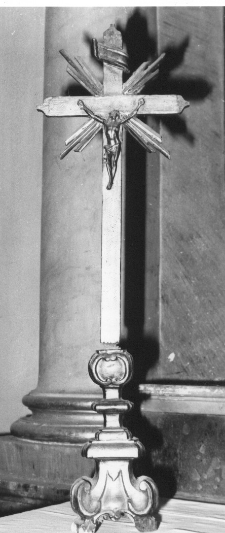 croce d'altare, opera isolata - bottega Italia centrale (sec. XIX)
