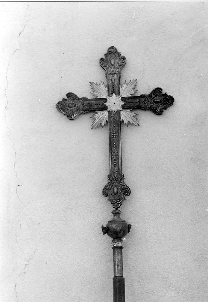 croce processionale, opera isolata - ambito Italia centrale (fine/inizio secc. XVIII/ XIX)