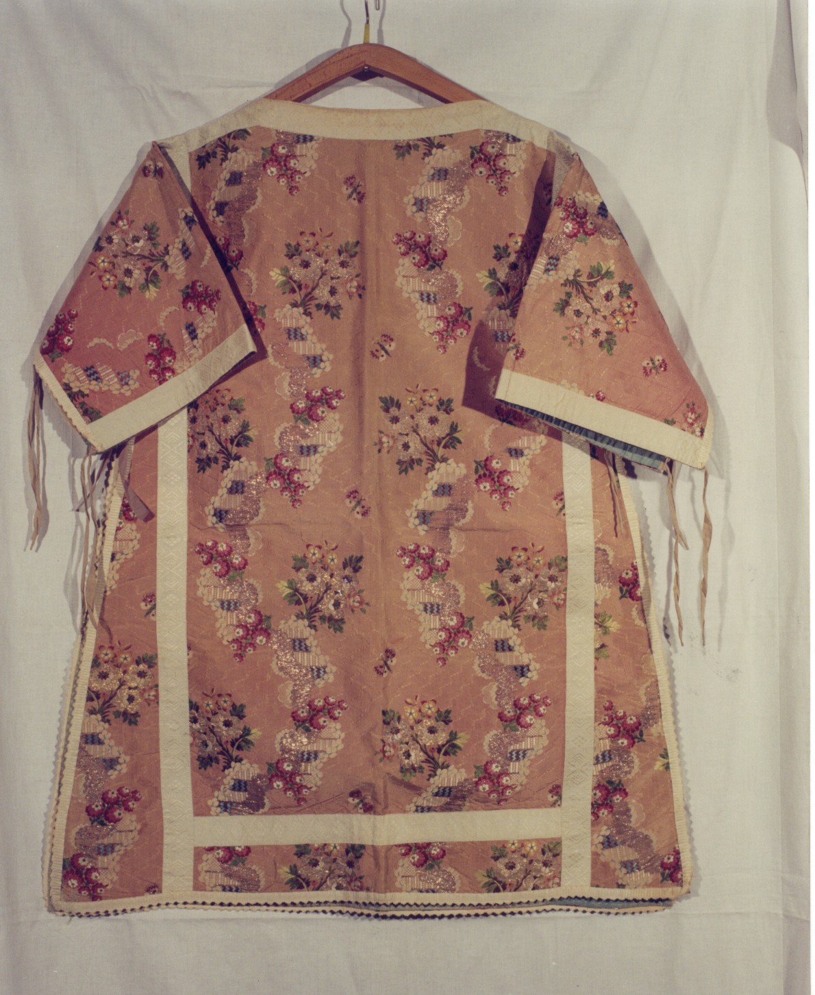 tunicella, serie - manifattura italiana (terzo quarto sec. XVIII)