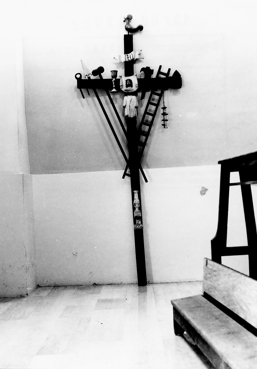 croce processionale, opera isolata - produzione abruzzese (sec. XIX)