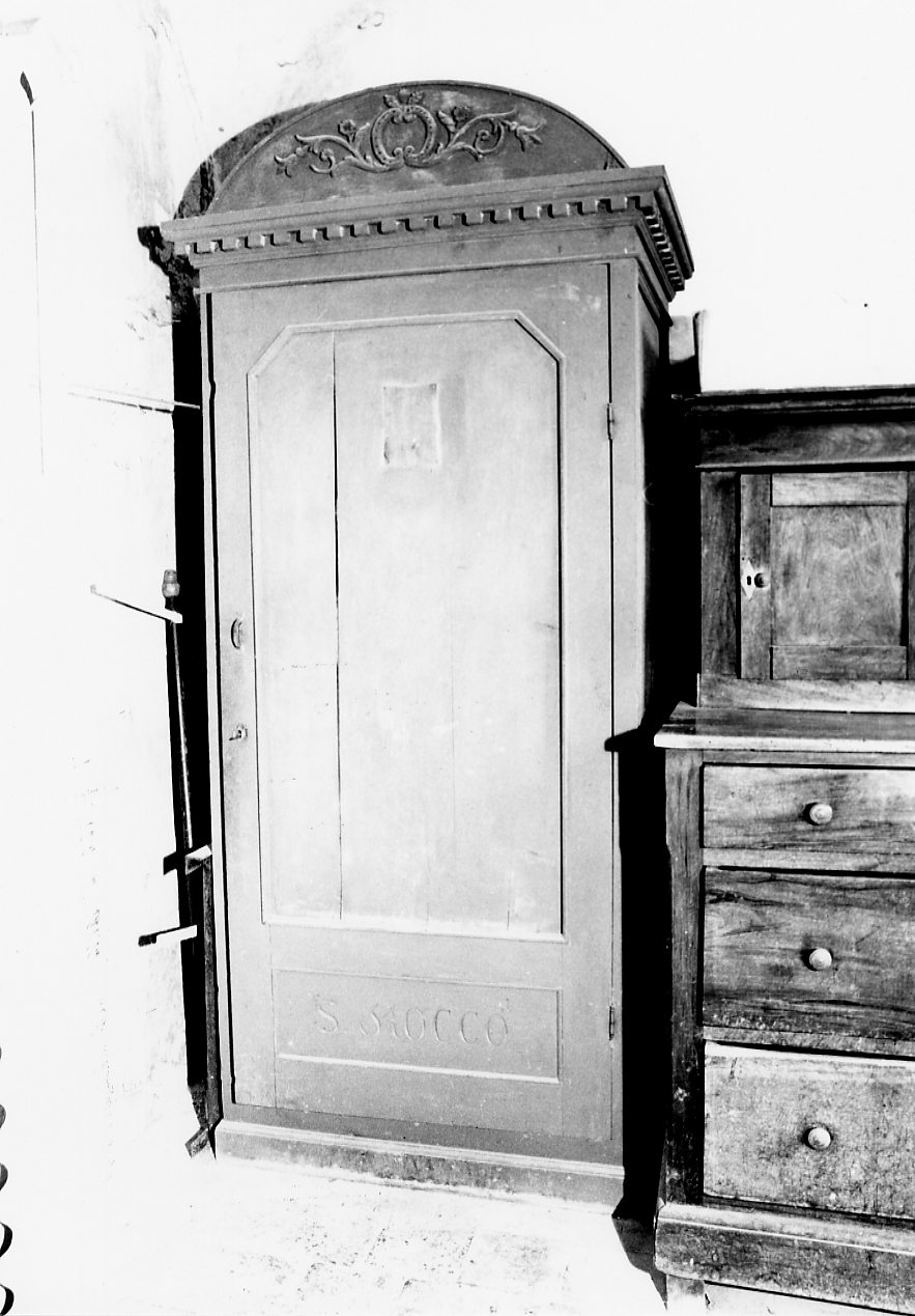 armadio da sacrestia, opera isolata - ambito Italia centrale (sec. XX)