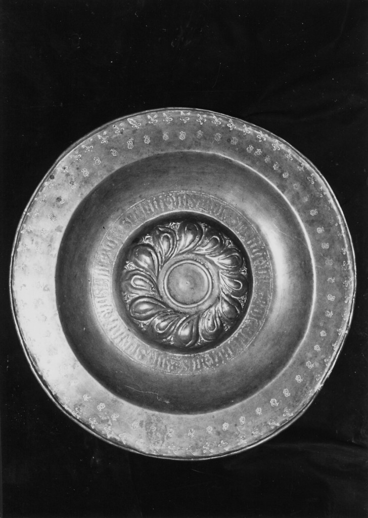 piatto per elemosine - ambito tedesco-tirolese (fine/inizio secc. XVII/ XVIII)