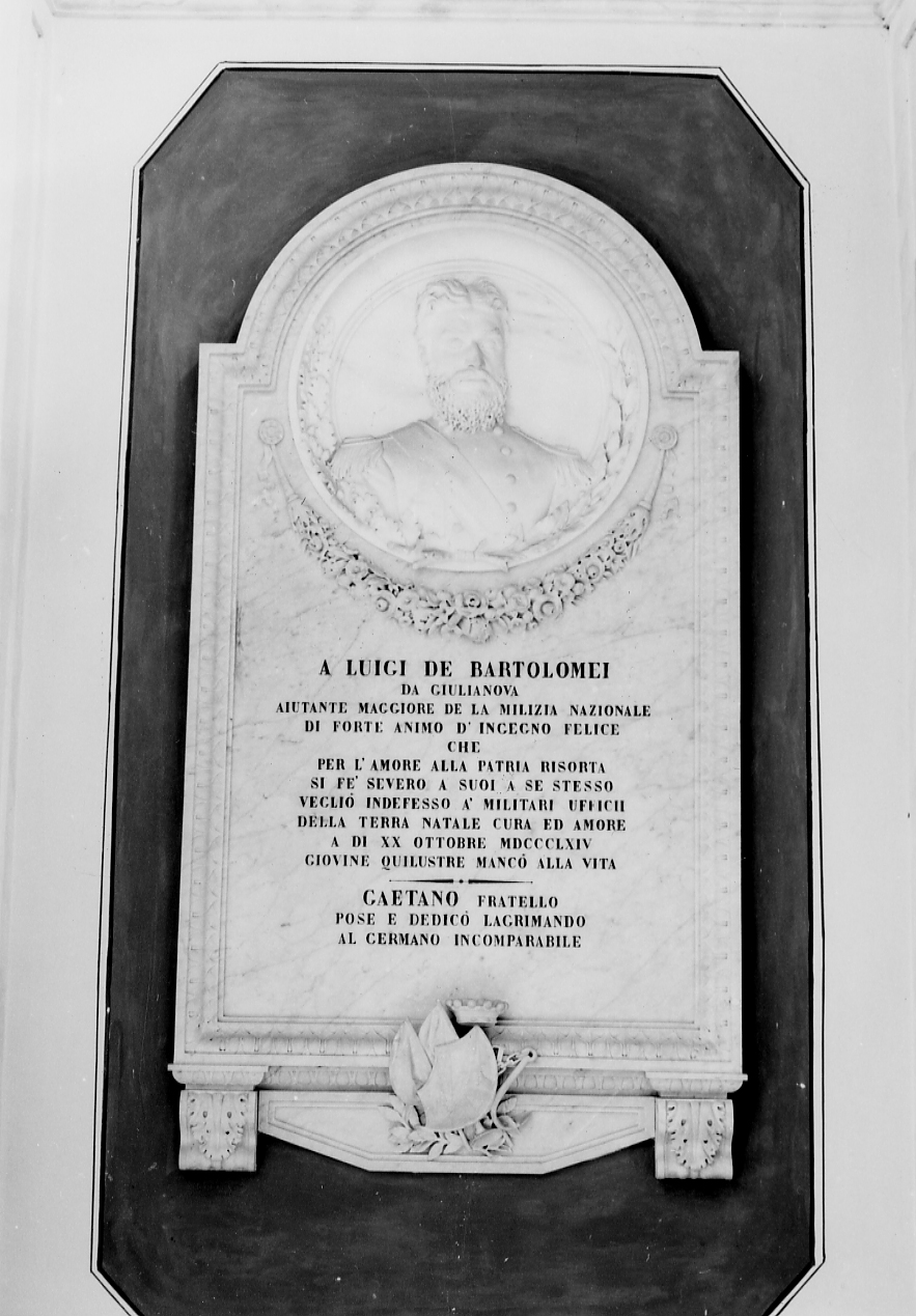Monumento a Luigi De Bartolomei (monumento) di Pagliaccetti Raffaello (sec. XIX)