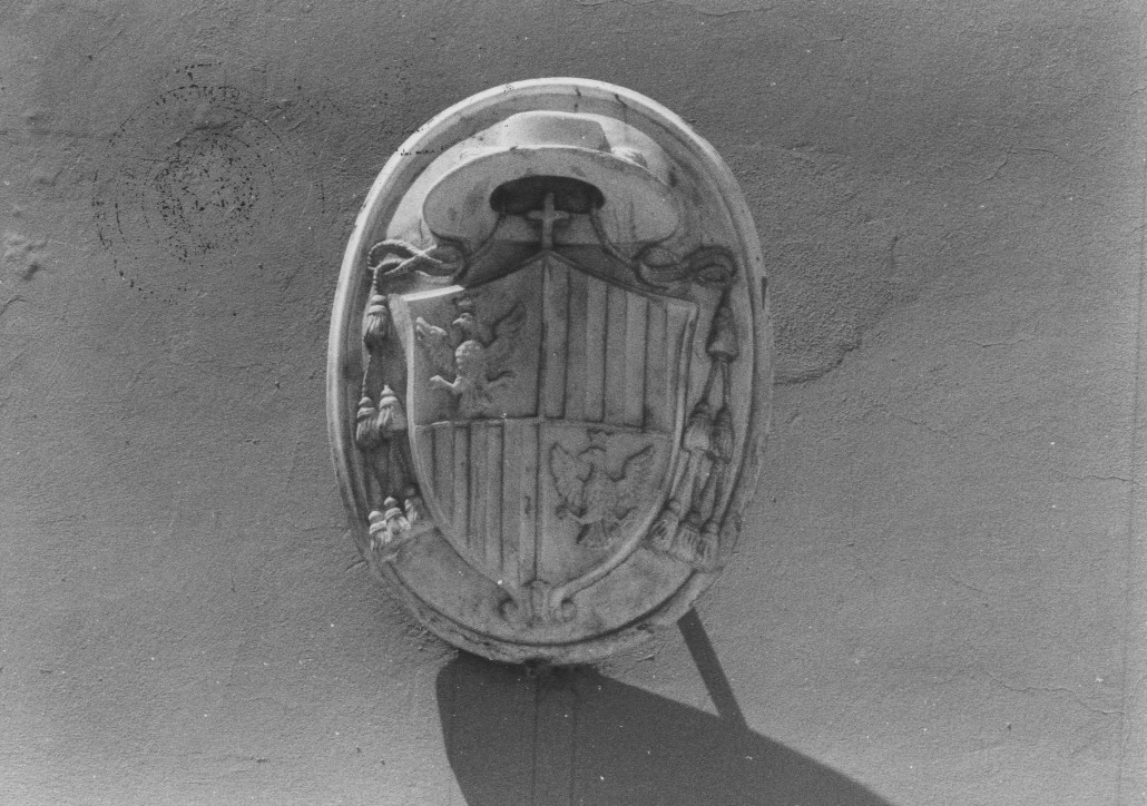 stemma (rilievo, opera isolata) - ambito abruzzese (prima metà sec. XIX)