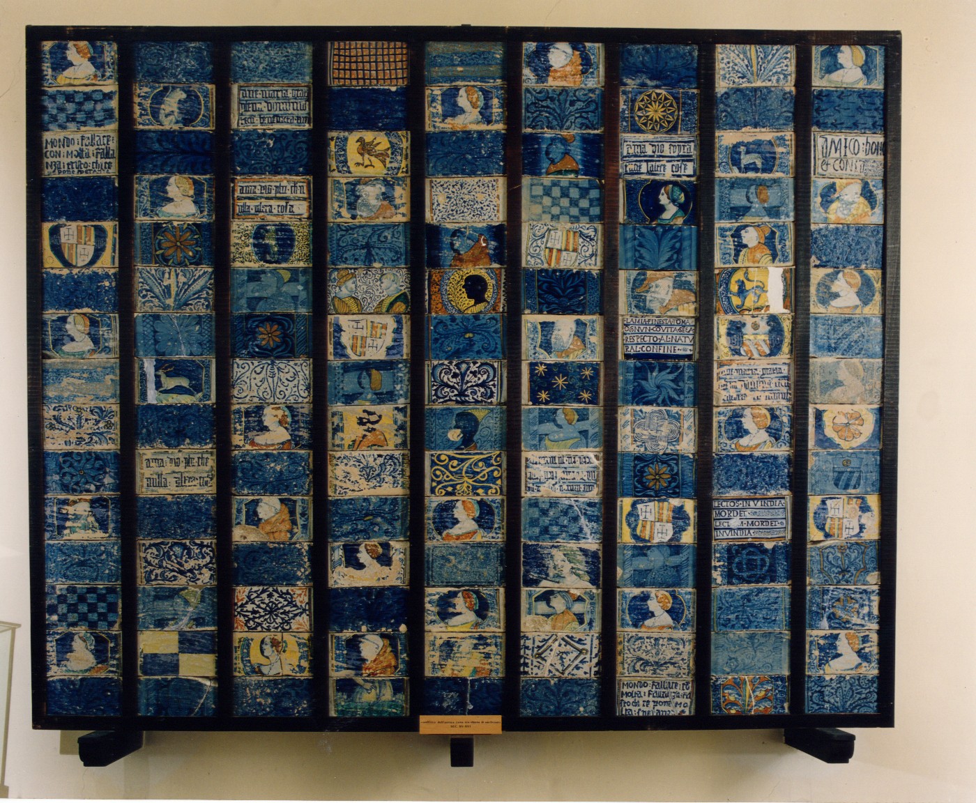 mattonella, serie di Pompei Orazio - manifattura di Castelli (sec. XVI)
