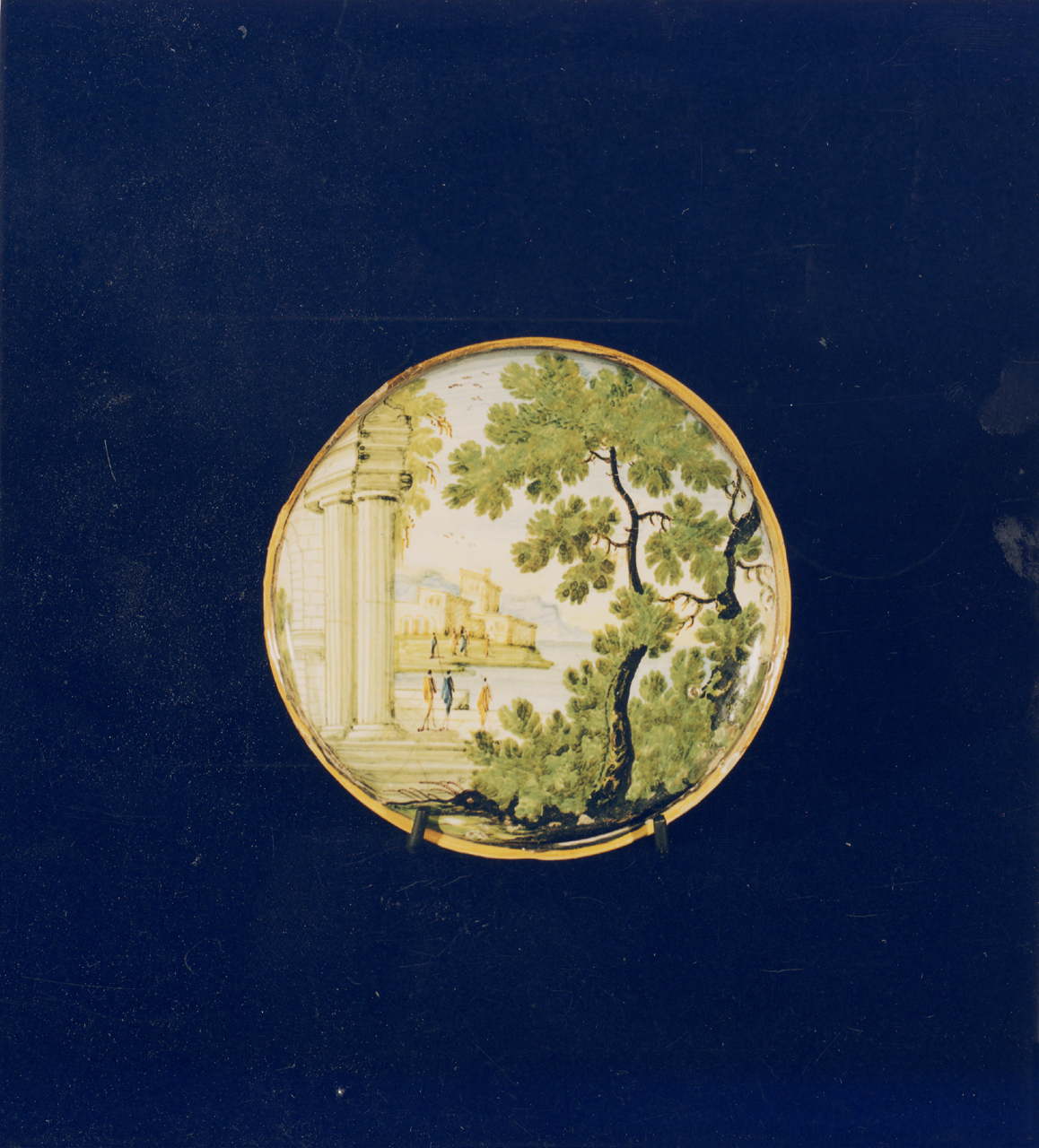 piatto - manifattura di Castelli (sec. XVIII)