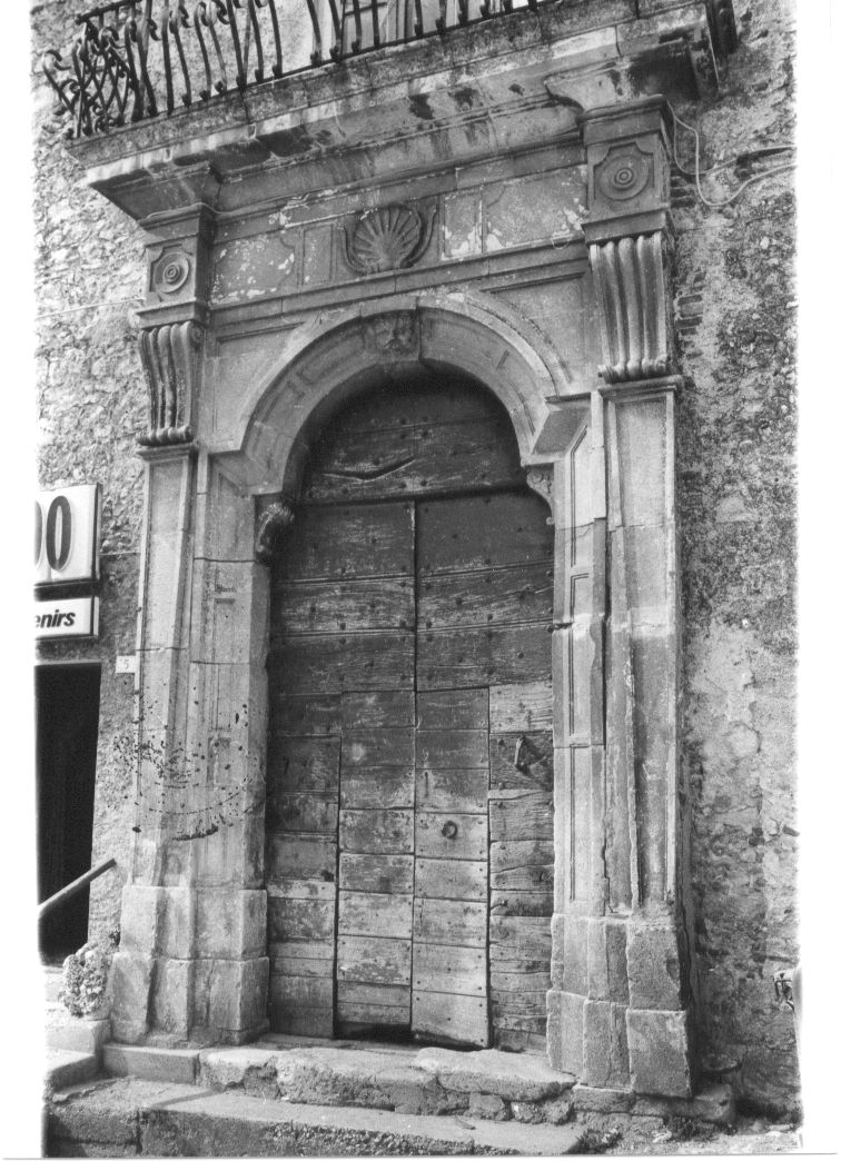 portale, opera isolata - bottega abruzzese (sec. XVII)