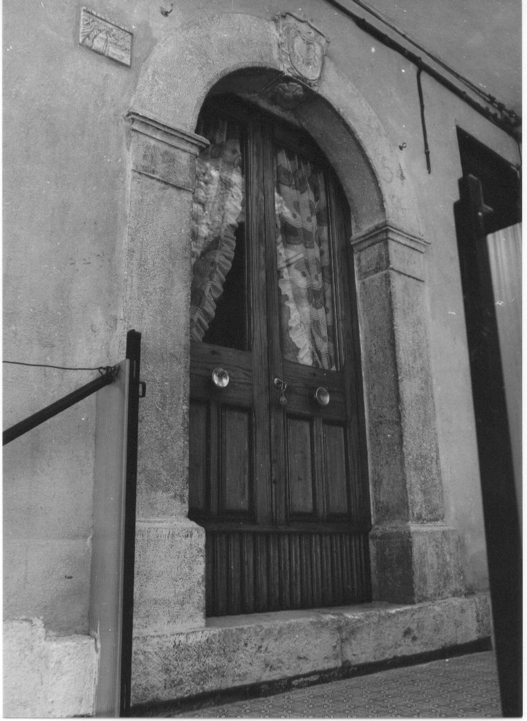 portale, opera isolata - bottega abruzzese (sec. XIX)