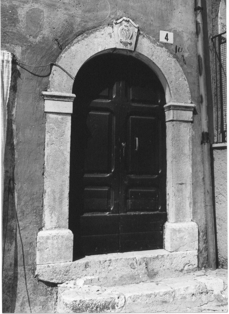 portale, opera isolata - bottega abruzzese (sec. XIX)