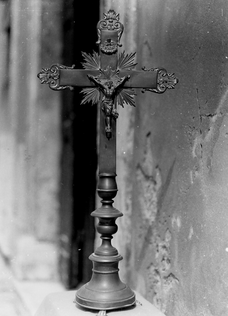 croce d'altare, opera isolata - bottega abruzzese (sec. XIX)