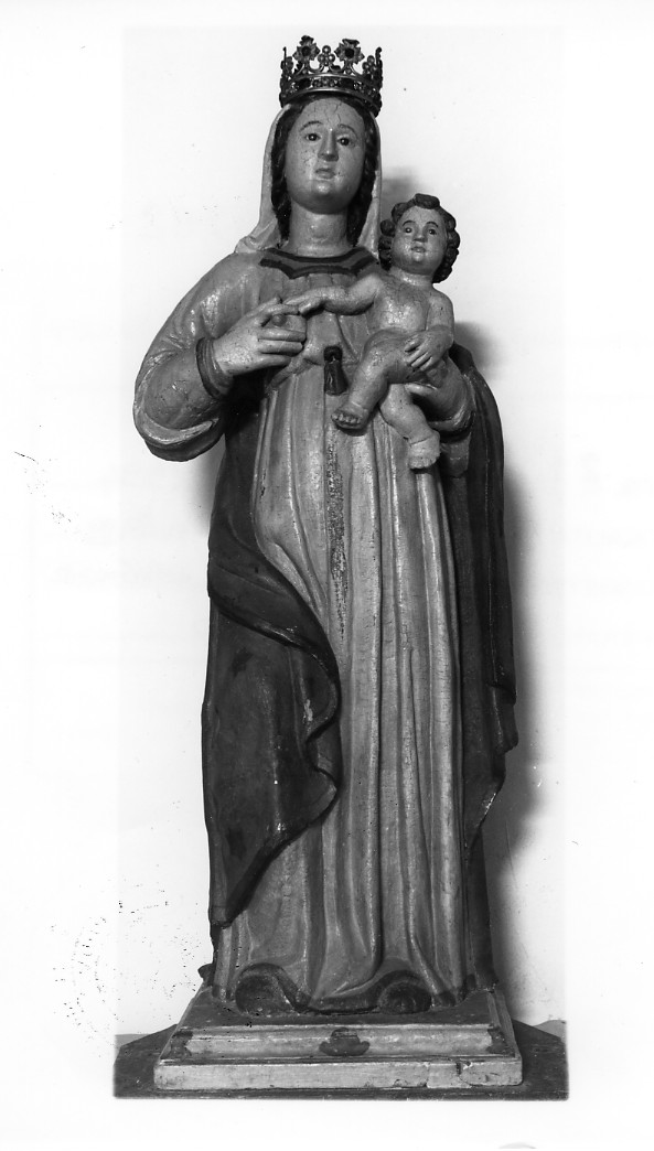 Madonna delle Grazie, Madonna del Latte (gruppo scultoreo, opera isolata) - ambito abruzzese (sec. XIX)