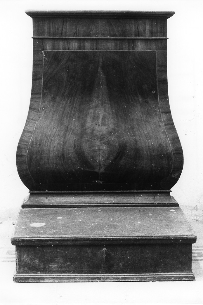 inginocchiatoio, opera isolata - ambito abruzzese (seconda metà sec. XVIII)