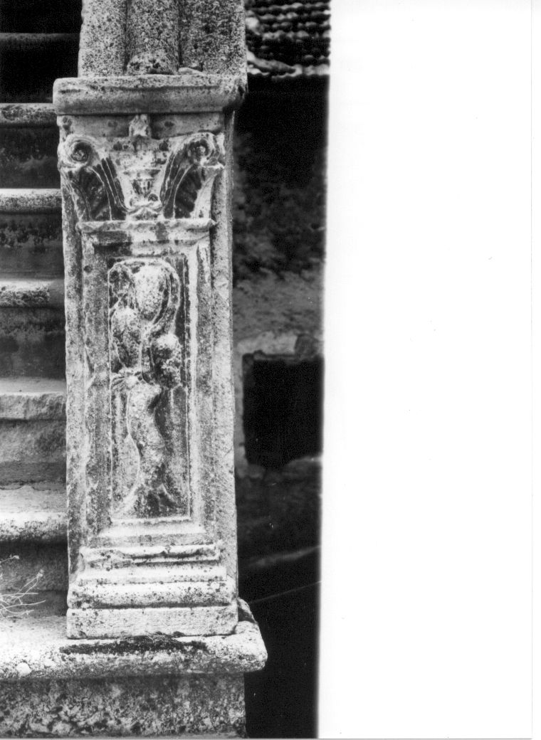 parapetto di scala, opera isolata - bottega abruzzese (secc. XVI/ XVII)