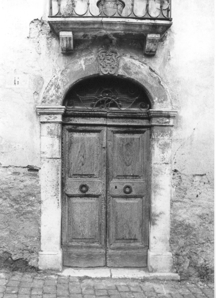 portale, opera isolata - ambito Italia centrale (sec. I)