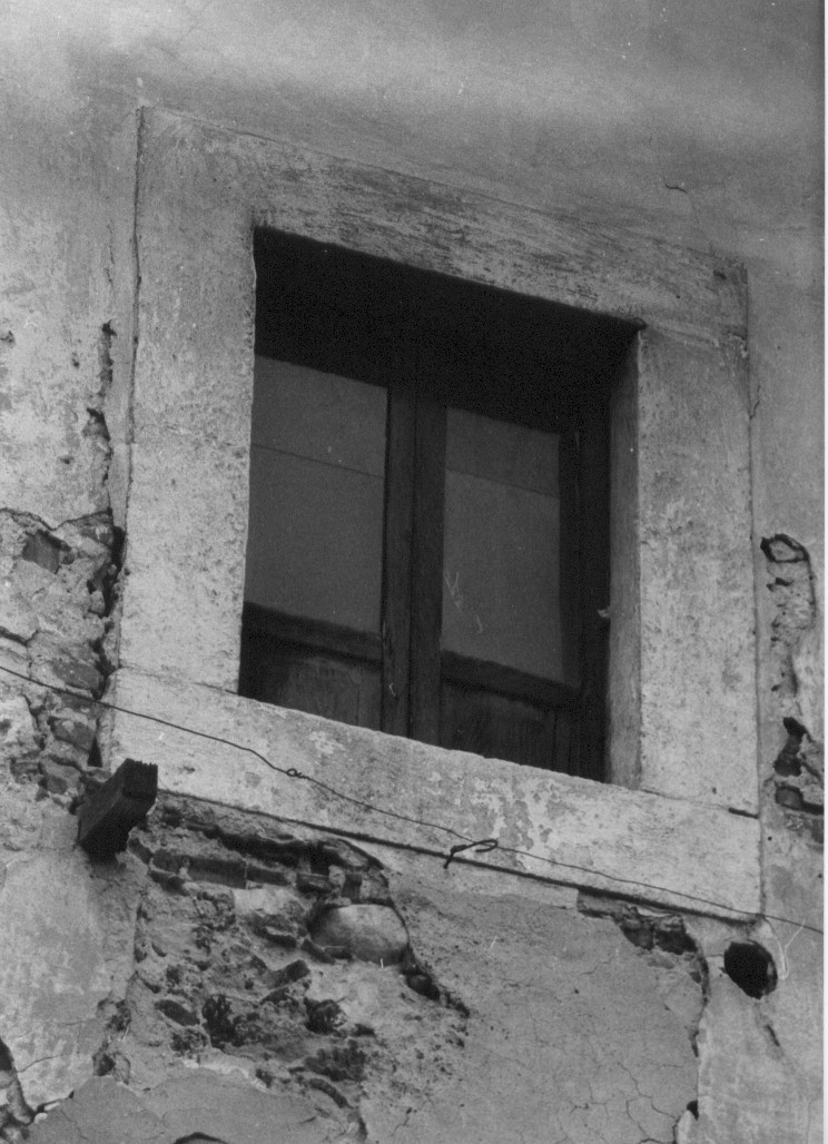 finestra, opera isolata - ambito Italia centrale (sec. I)