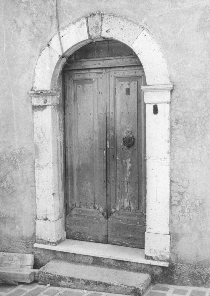 portale, elemento d'insieme - ambito Italia centrale (sec. XIX)