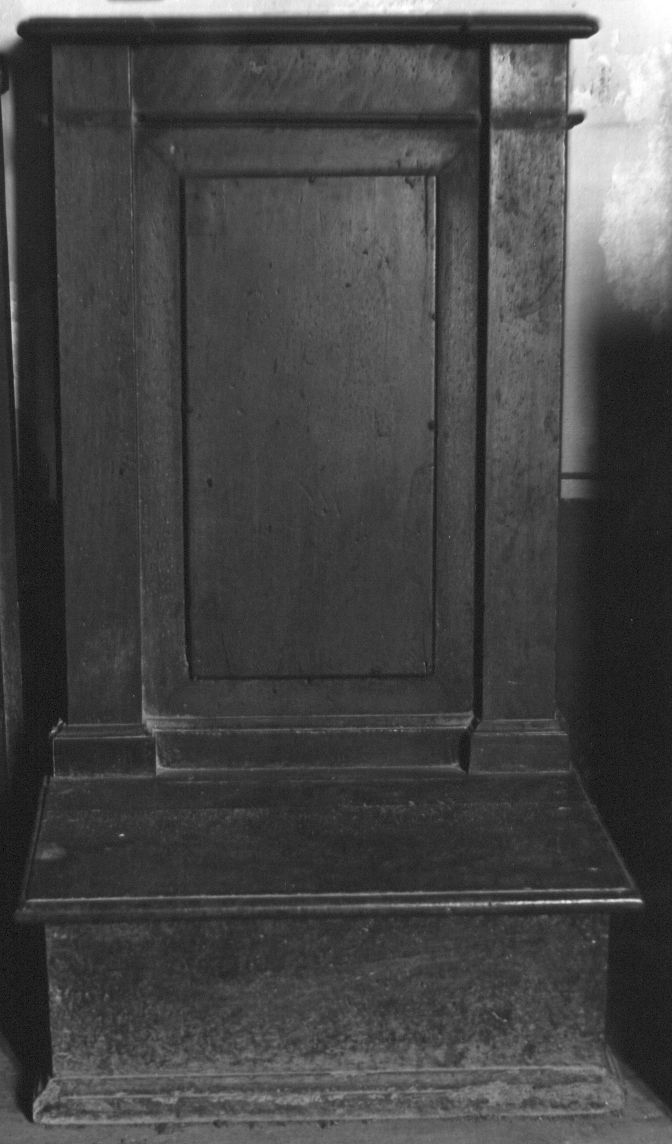 inginocchiatoio, opera isolata di Bencivenga Saverio (attribuito) (sec. XVIII)