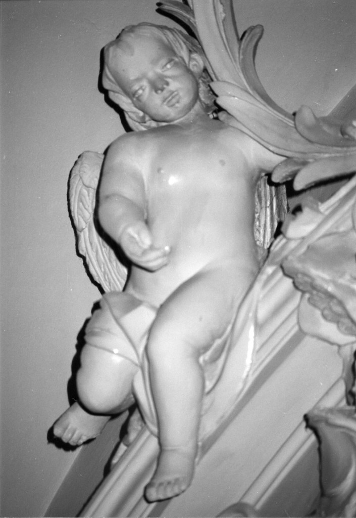 Angelo reggicorona (scultura, serie) - ambito abruzzese (fine sec. XVIII)