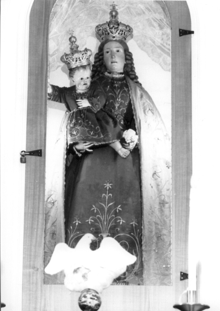 Madonna con Bambino (statua, opera isolata) - ambito abruzzese (sec. XVIII)