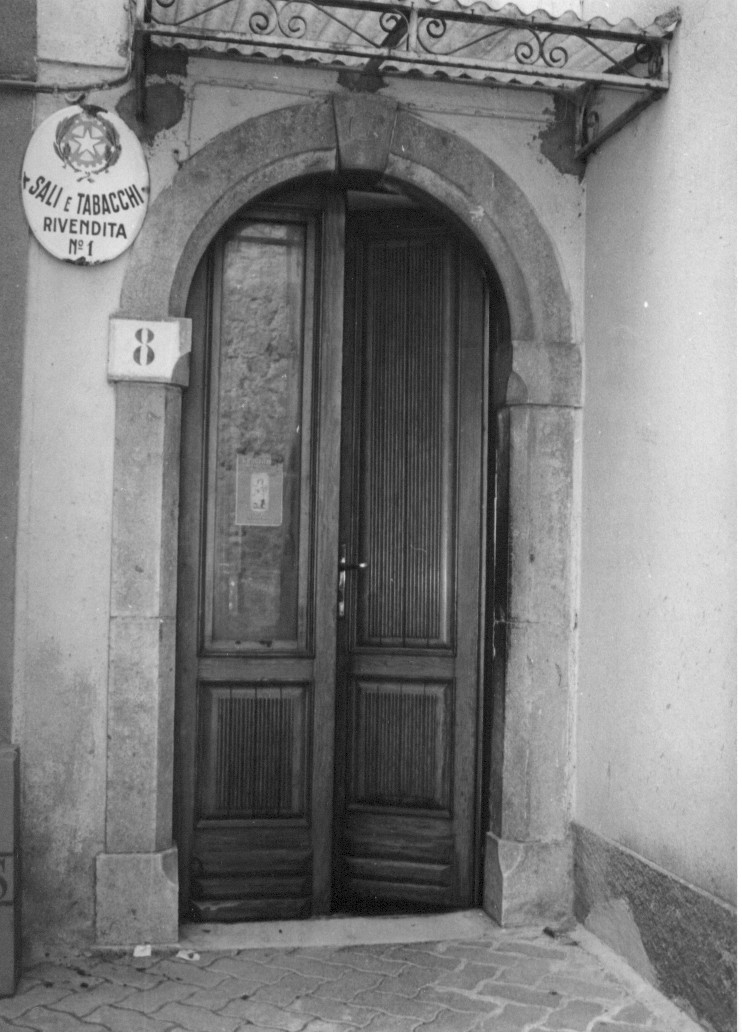 portale, elemento d'insieme - ambito abruzzese (sec. XX)